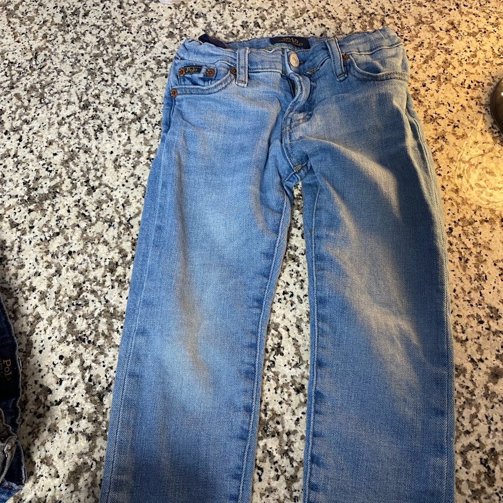 Toddler jeans size 3t all 7 are a 3t